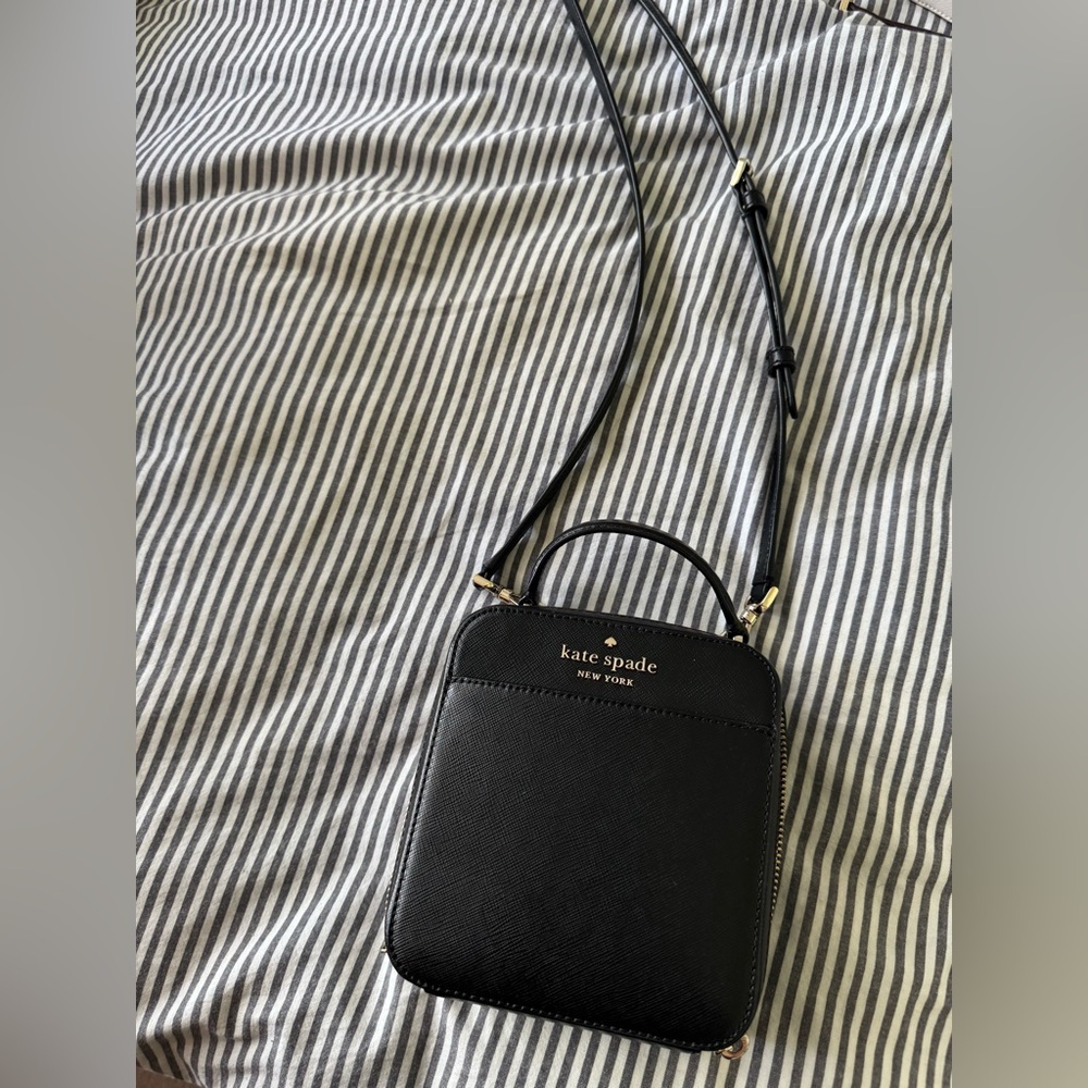 Kate Spade Square Crossbody - Picture 2 of 6